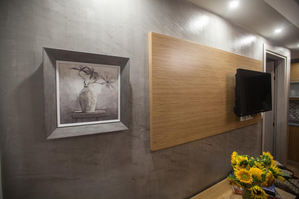 Pallas Luxury Apartments 아몰리아니 외부 사진