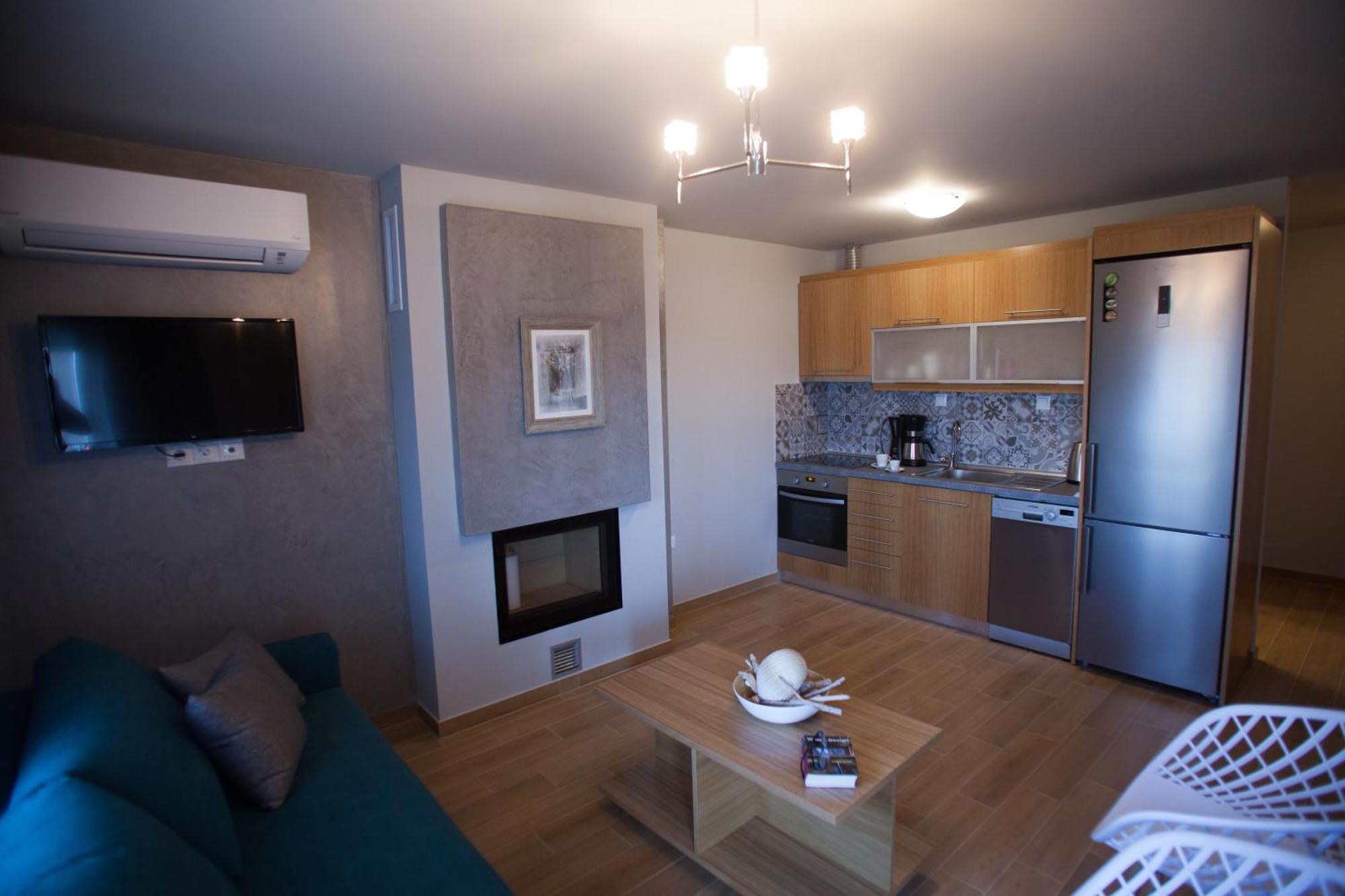 Pallas Luxury Apartments 아몰리아니 외부 사진